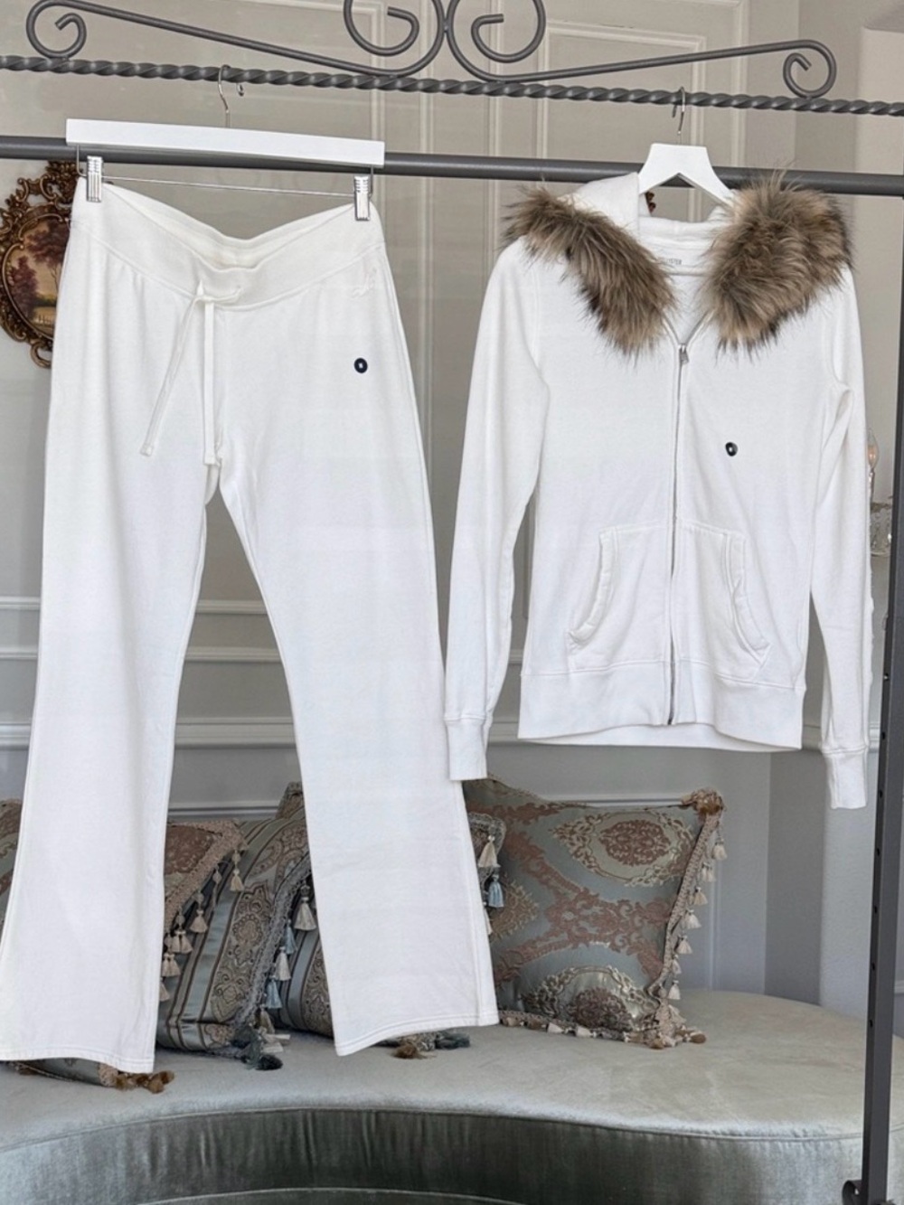 Hollister White Track Pants and Fur-Trimmed Hoodie Set Size L